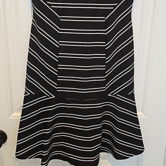 Anthropologie Hutch Eleanor Black & White Striped Shift Dress Size Small Career - Picture 4 of 13